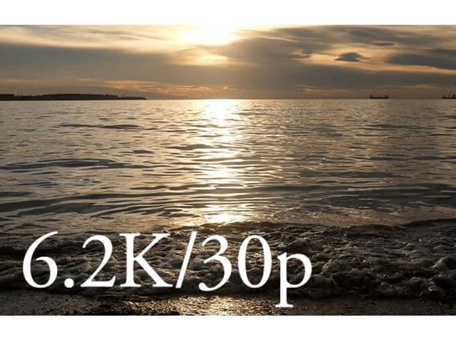 6.2K/30p 4:2:2 10-Bit Internal Recording